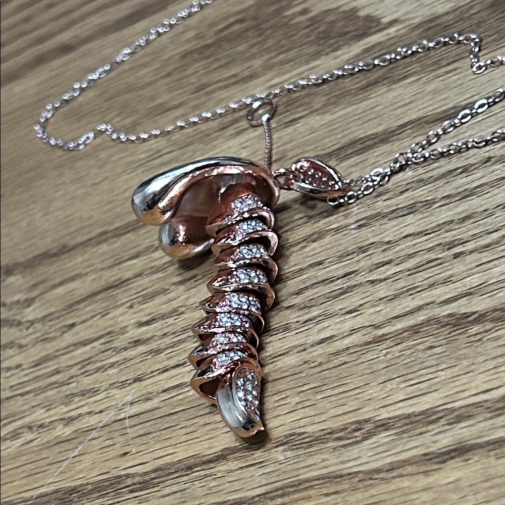 14K Rose Gold Plated Crystal Encrusted Snake Necklace NWOT - Picture 4 of 4